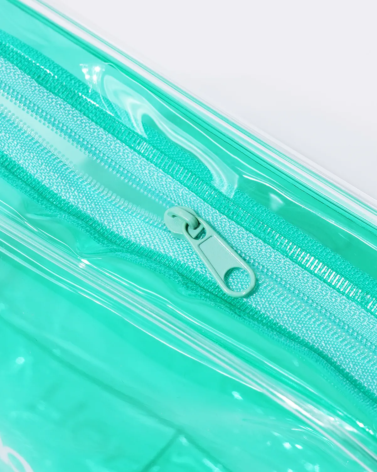 カラー塩ビBOX型ポーチ_ファスナー