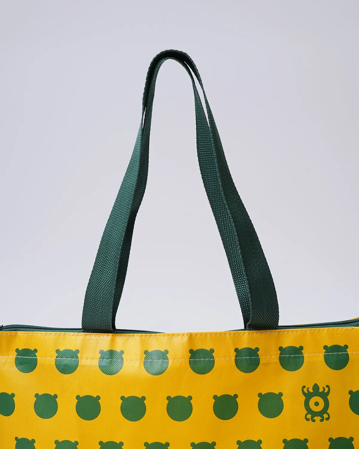 不織布+OPラミネート角底バッグ_持ち手