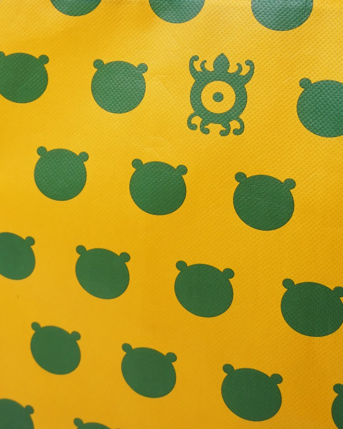 不織布+OPラミネート角底バッグ_ファスナー印刷