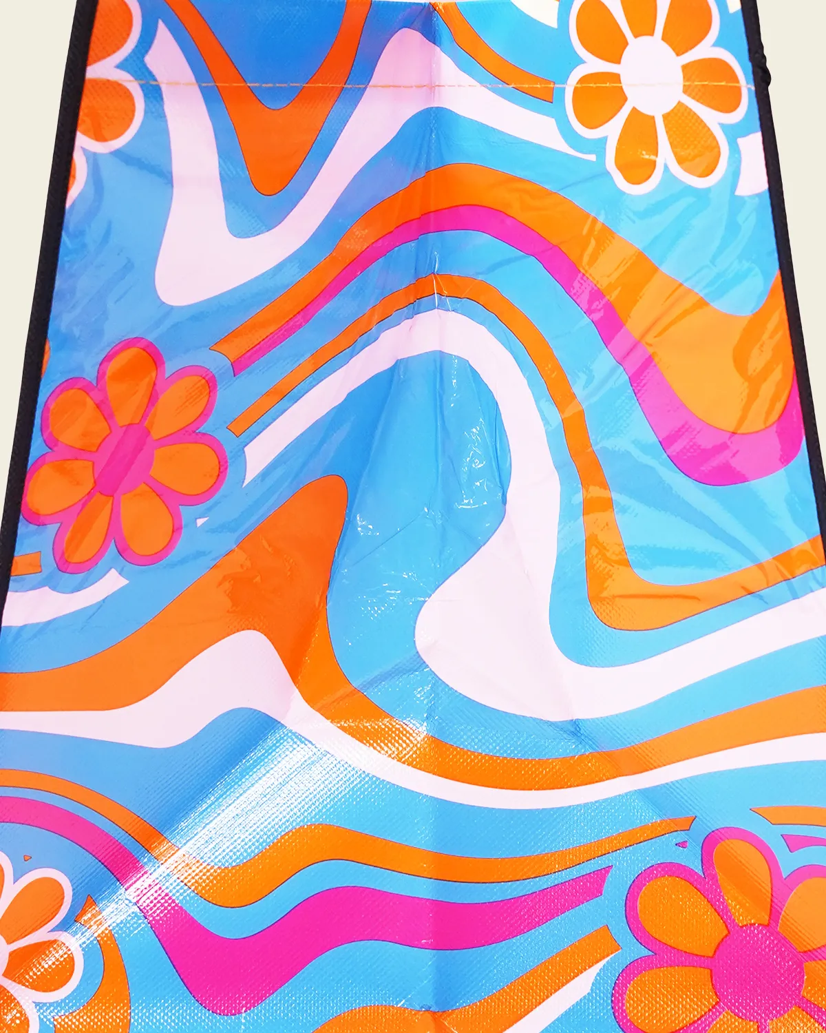 不織布＋PPラミネート角底バッグ_横のしわ