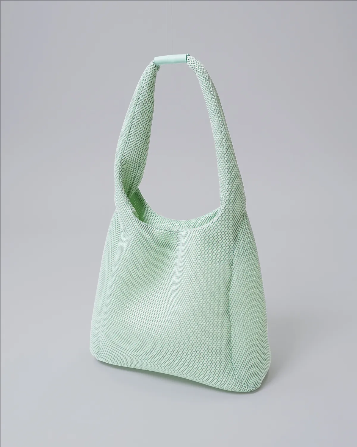 メッシュ_マルシェ型バッグ_メロン色_斜め