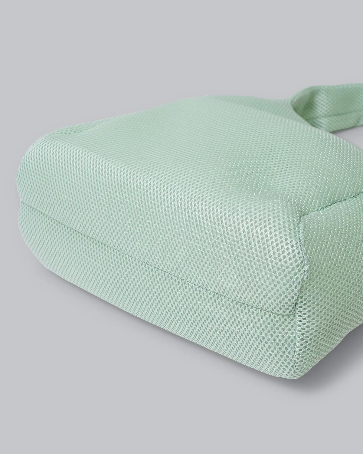 メッシュ_マルシェ型バッグ_メロン色_底面