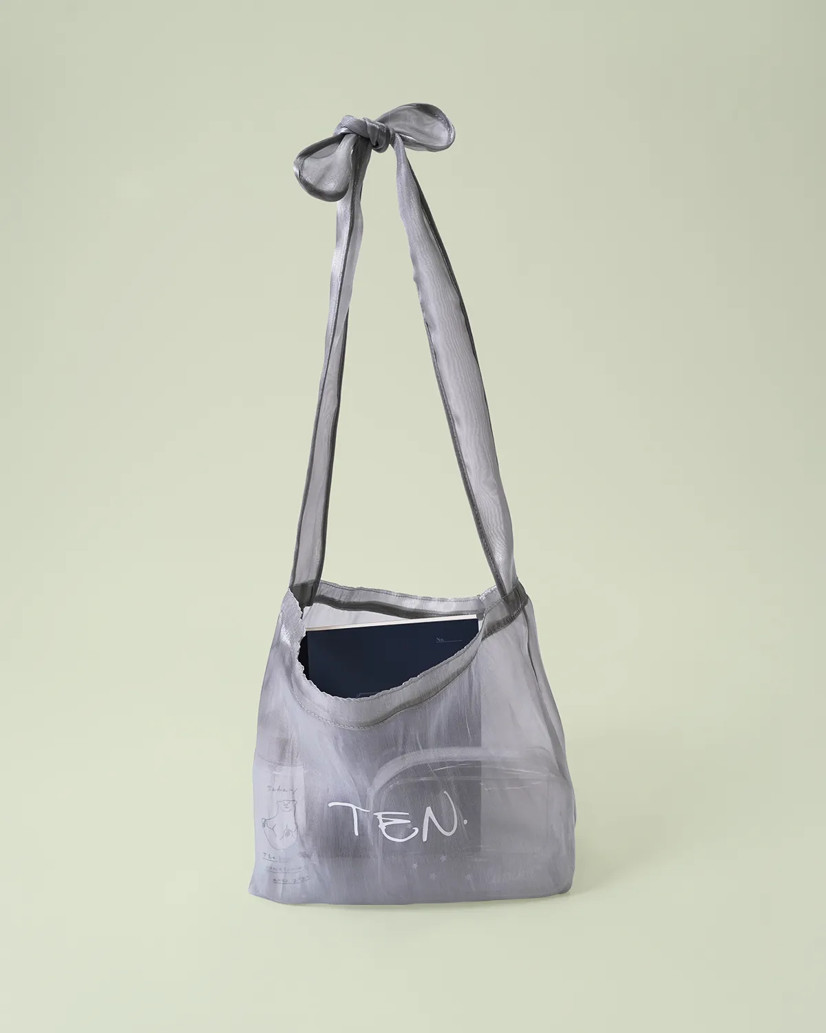 オーガンジーリボンバッグ_ノート・水筒正面