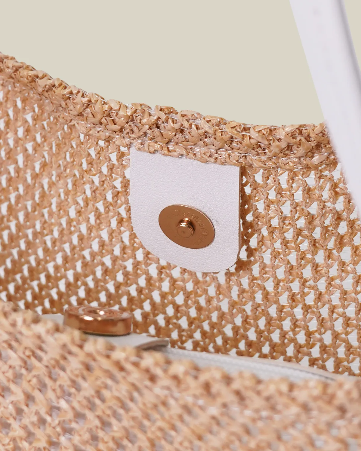 メッシュ合皮_角底バッグ_ボタン