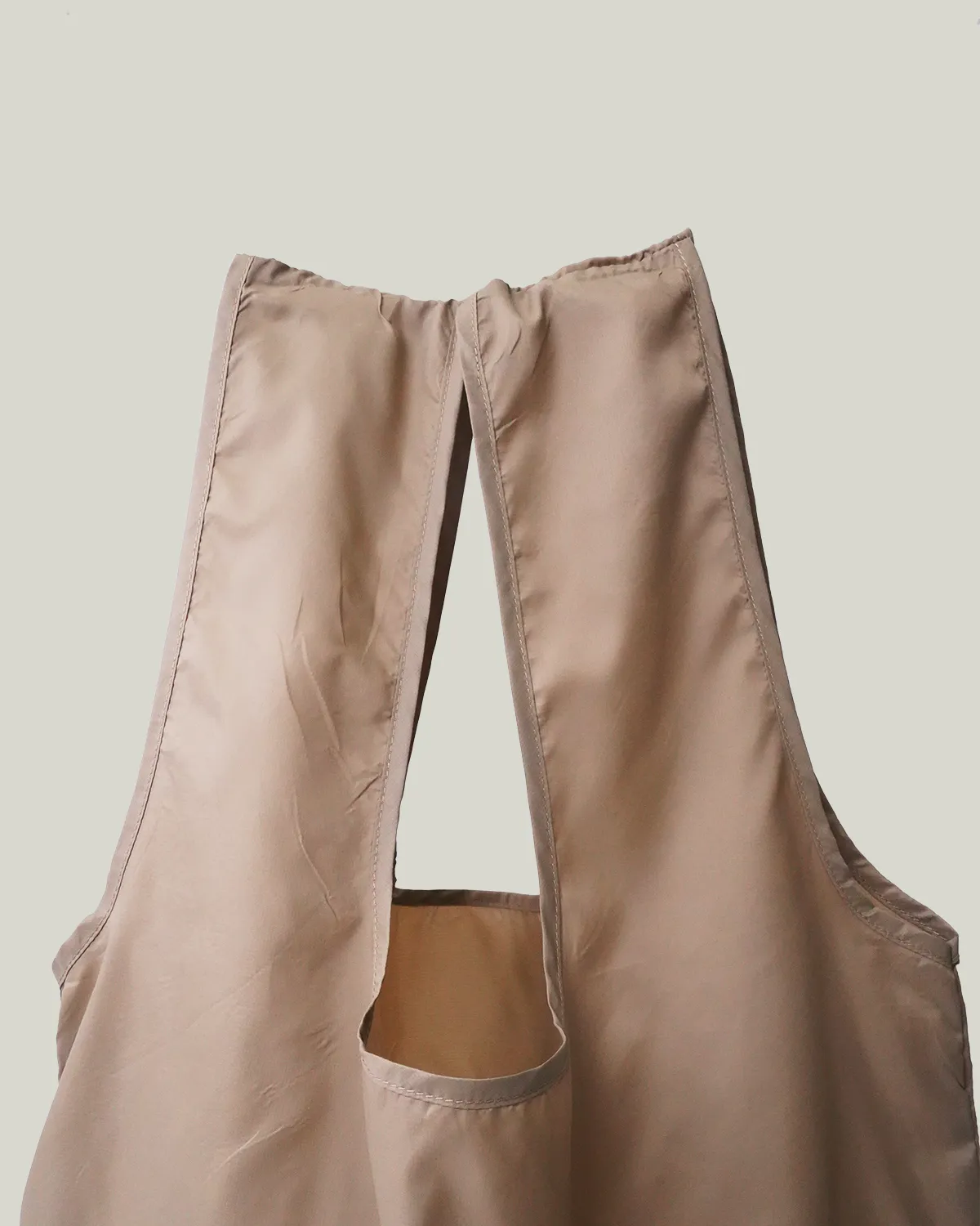 ポリエステルエコバッグくしゅくしゅ収納_RP_青緑・ベージュ_持ち手