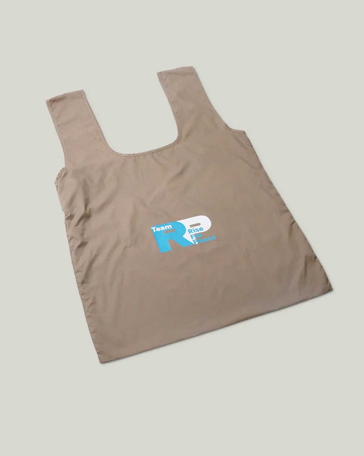 ポリエステルエコバッグくしゅくしゅ収納_RP_青緑・ベージュ_斜め平置き