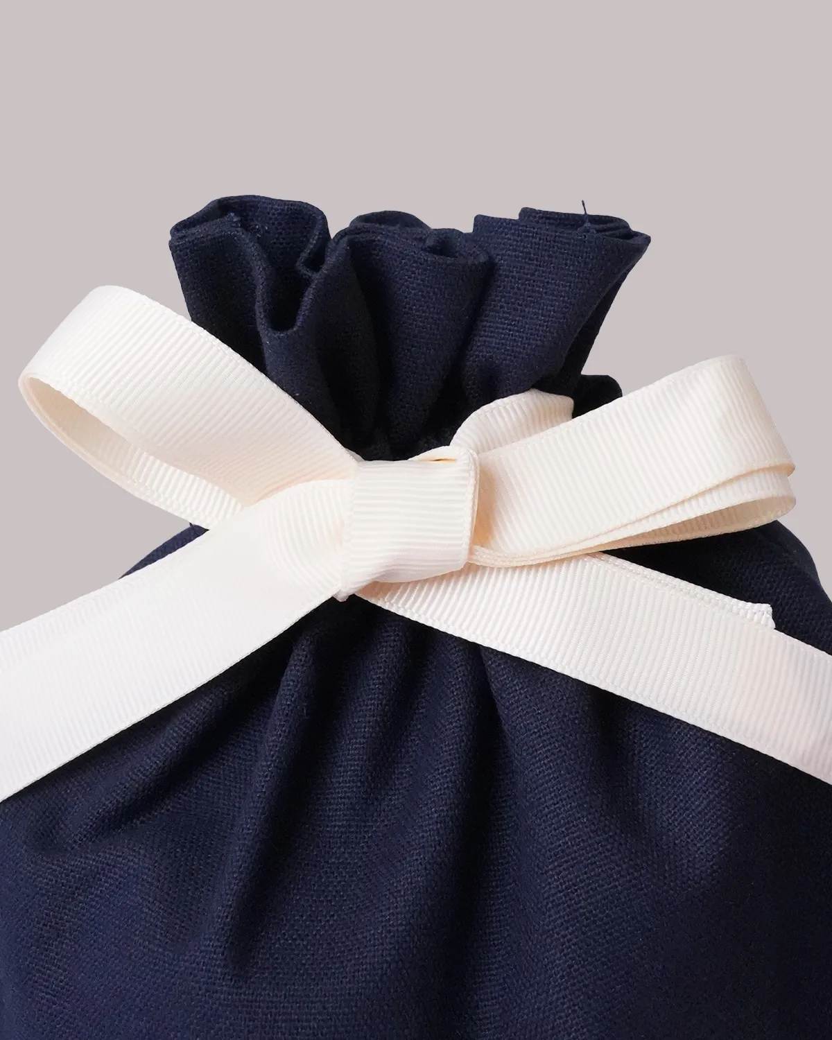 コットン6オンス巾着袋_①カフェ巾着、②クリスマス巾着白、③クリスマス巾着黒_リボン白