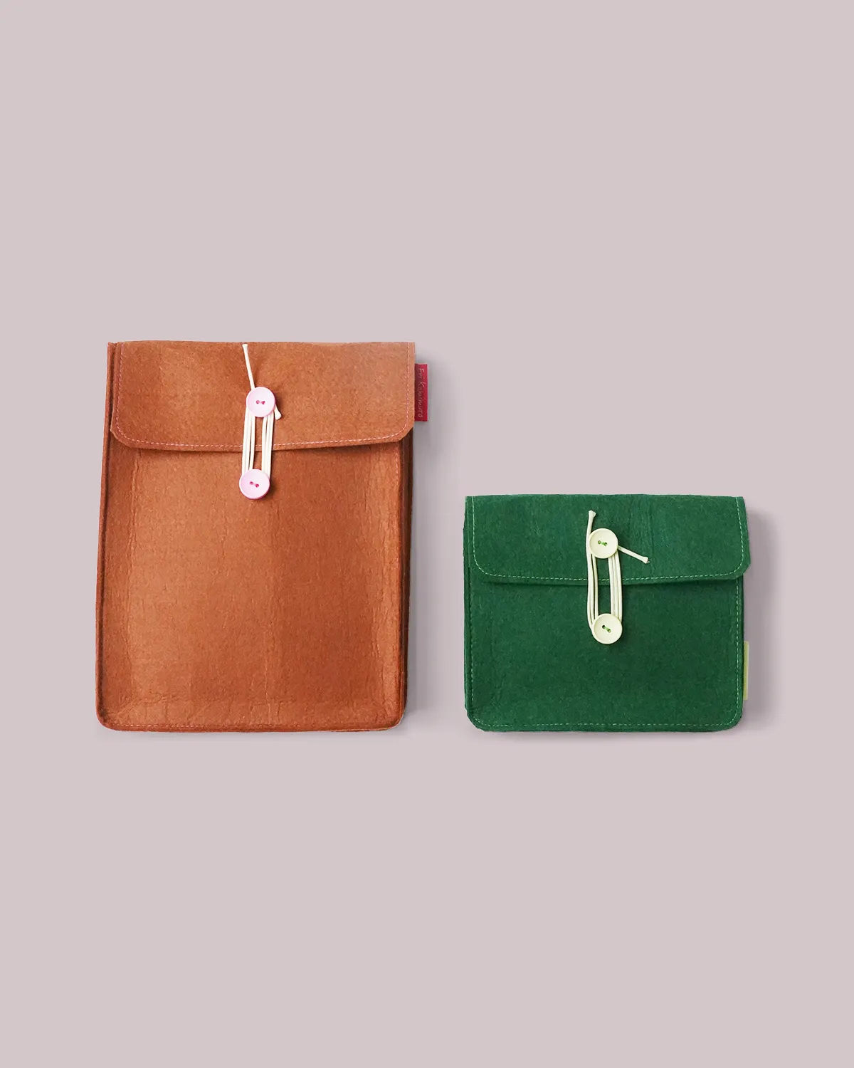 フェルト角底ポーチ_薄茶_緑_正面